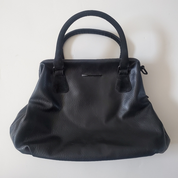 Matt & Nat Malone Black Crossbody/Handheld Bag - Picture 1 of 6